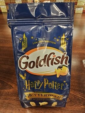 Limited EDITION. 5 Bags Harry Potter Butterbeer Snack Crackers - Blue Packaging